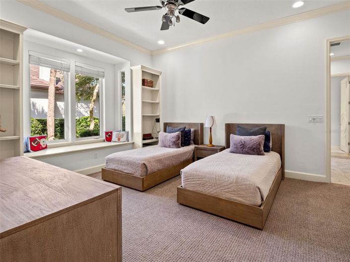 Image No.49-5 Bed House for sale