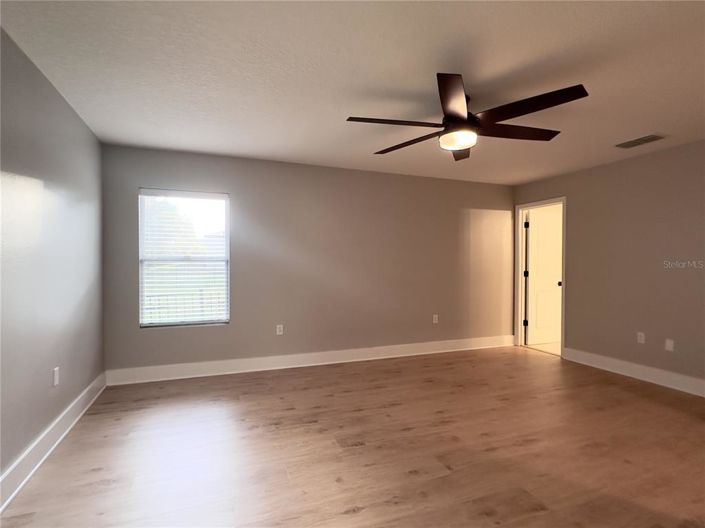 Image No.29-4 Bed House for sale