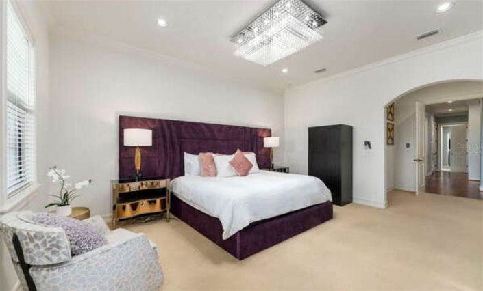 Image No.49-4 Bed House for sale