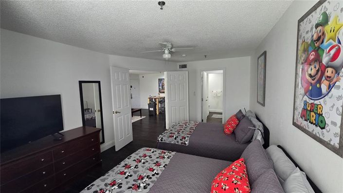 Image No.10-2 Bed Apartment for sale