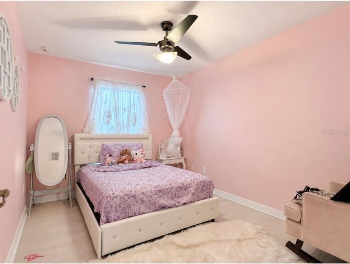 Image No.19-3 Bed Townhouse for sale