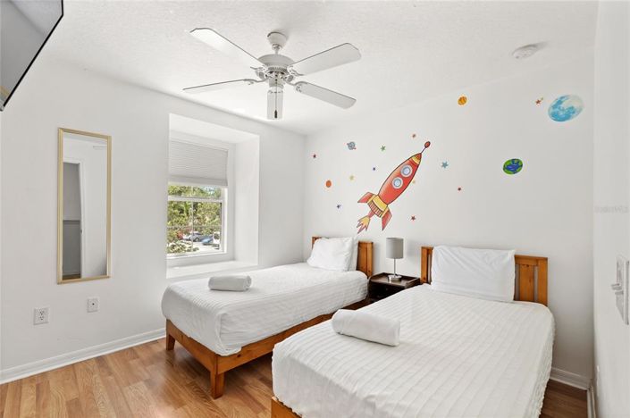 Image No.30-3 Bed Townhouse for sale