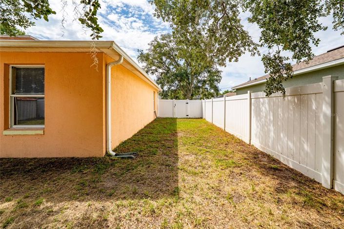 Image No.26-4 Bed House for sale