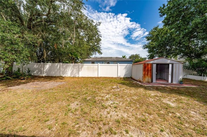 Image No.28-4 Bed House for sale