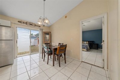 8d076785-29
