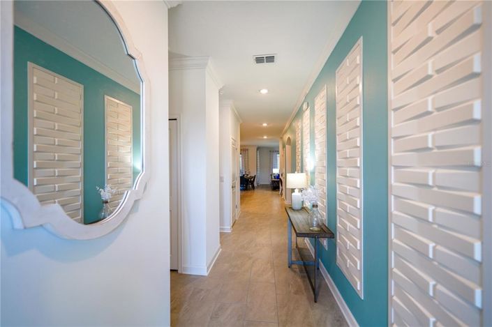 Image No.2-6 Bed House for sale