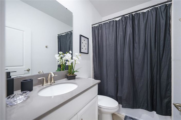 Image No.44-6 Bed House for sale