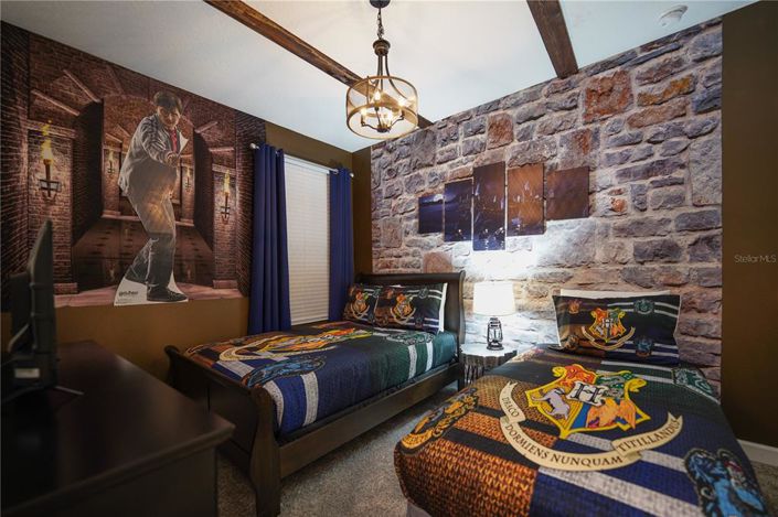 Image No.45-6 Bed House for sale