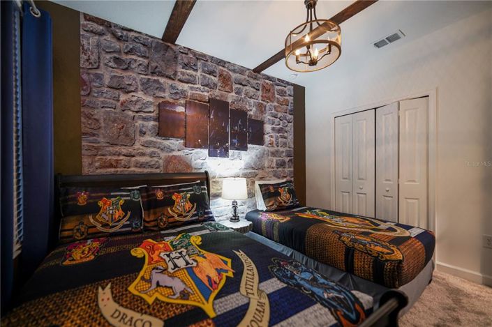 Image No.48-6 Bed House for sale
