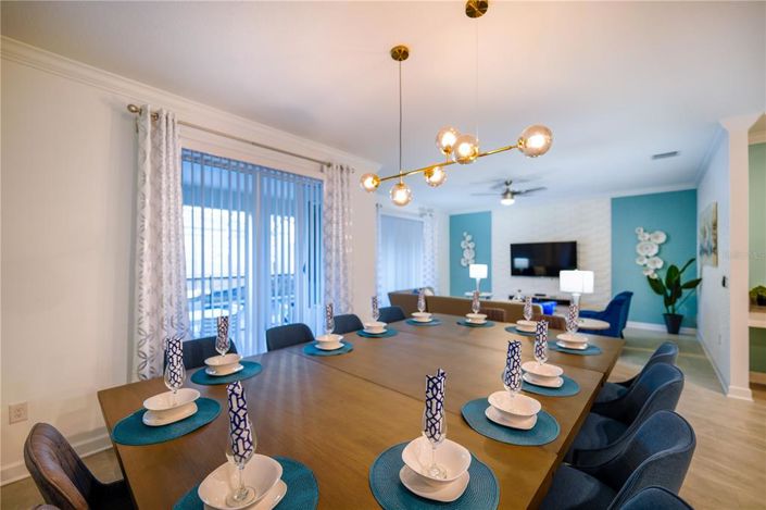 Image No.9-6 Bed House for sale