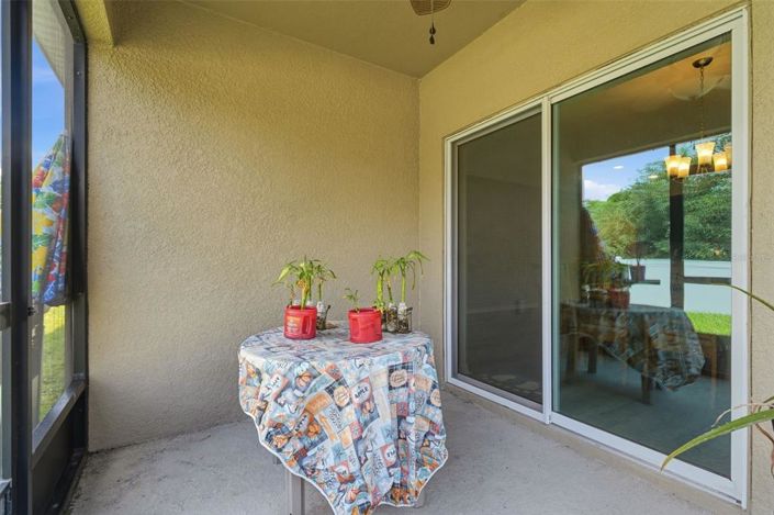 Image No.18-4 Bed House for sale