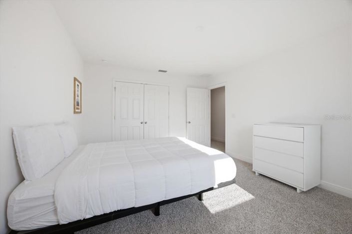 Image No.25-6 Bed House for sale