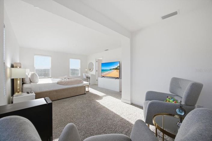 Image No.28-6 Bed House for sale