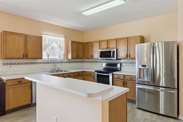 Image No.19-3 Bed House for sale