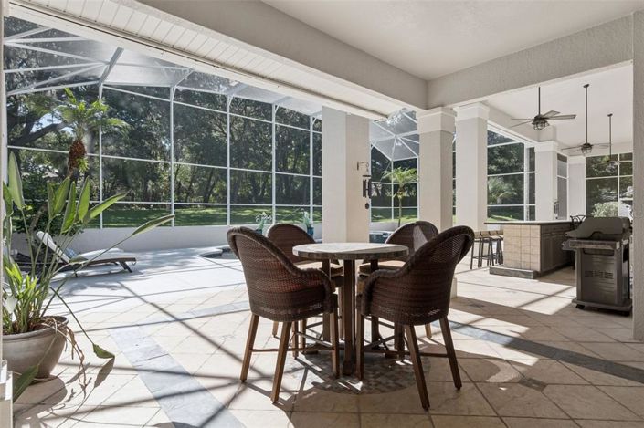 Image No.46-5 Bed House for sale