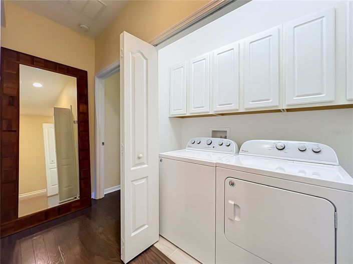 Image No.39-3 Bed Townhouse for sale