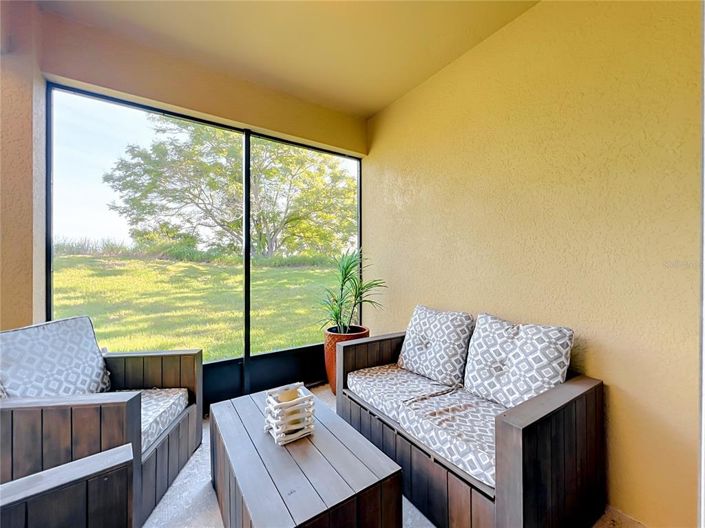 Image No.54-3 Bed Townhouse for sale