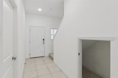 3854745b-931
