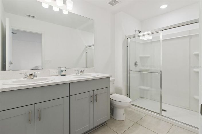 Image No.4-3 Bed Townhouse for sale
