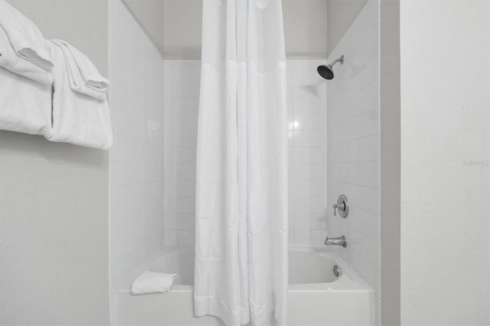 Image No.29-3 Bed Apartment for sale