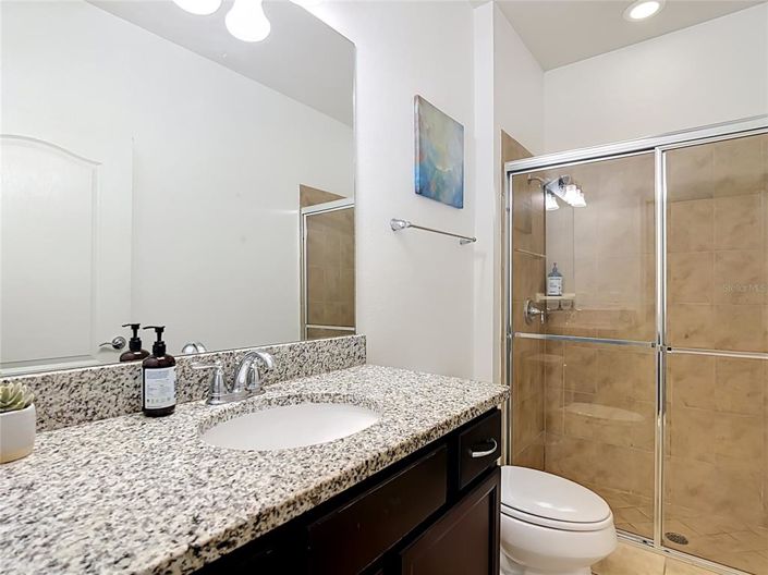 Image No.36-5 Bed Townhouse for sale