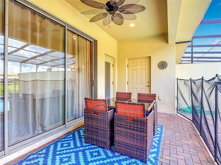 Image No.43-5 Bed Townhouse for sale