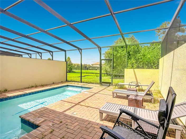 Image No.44-5 Bed Townhouse for sale