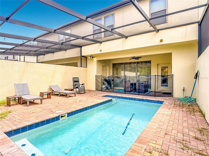 Image No.47-5 Bed Townhouse for sale