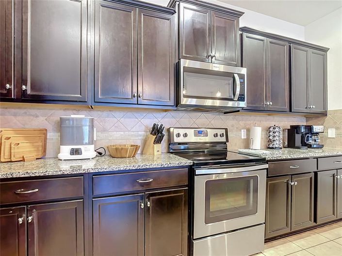 Image No.8-5 Bed Townhouse for sale