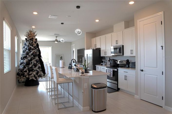 Image No.8-3 Bed House for sale