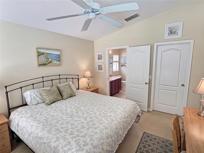 Image No.10-5 Bed House for sale