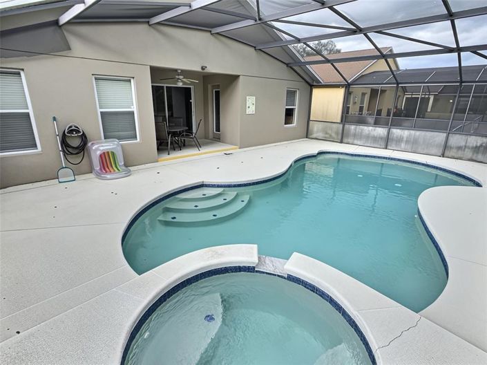 Image No.2-5 Bed House for sale