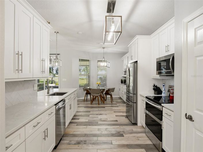 Image No.19-4 Bed House for sale
