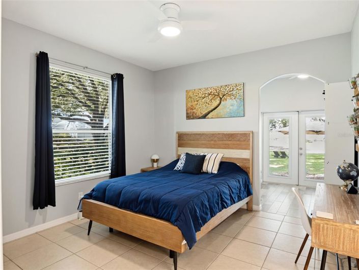 Image No.23-4 Bed House for sale