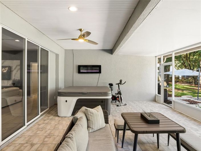 Image No.30-4 Bed House for sale