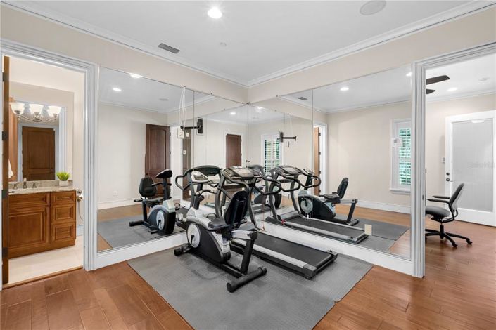 Image No.32-7 Bed House for sale