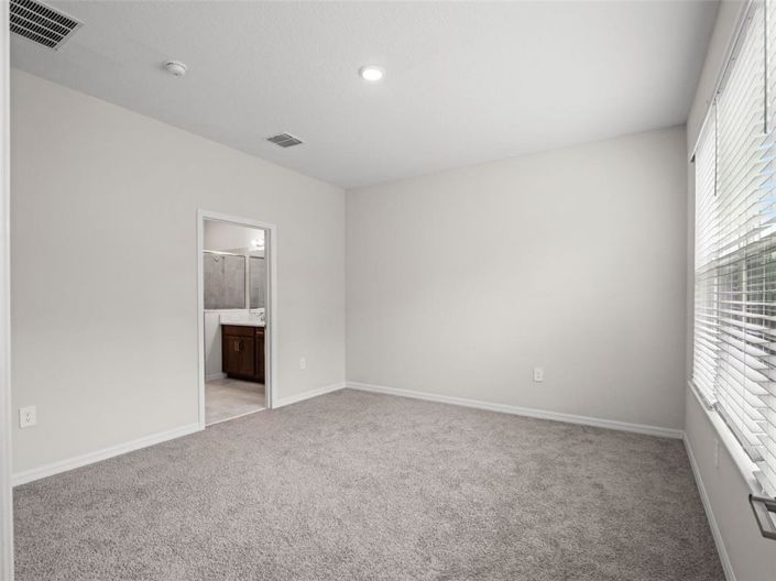 Image No.17-4 Bed House for sale