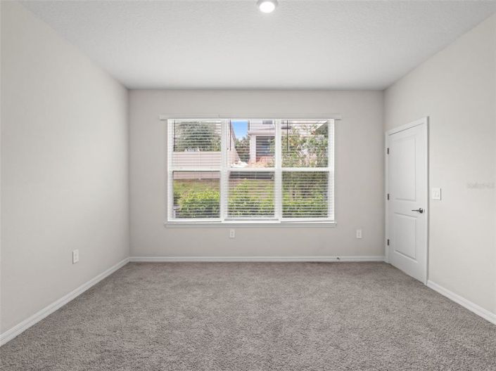 Image No.21-4 Bed House for sale
