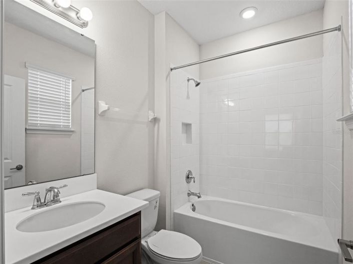 Image No.28-4 Bed House for sale