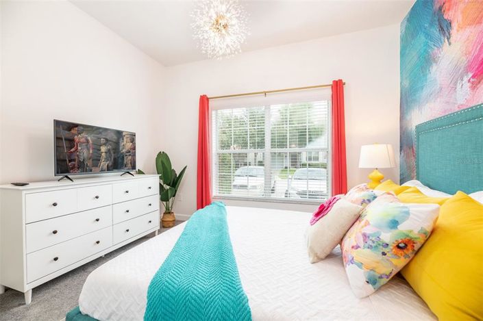 Image No.18-5 Bed Townhouse for sale