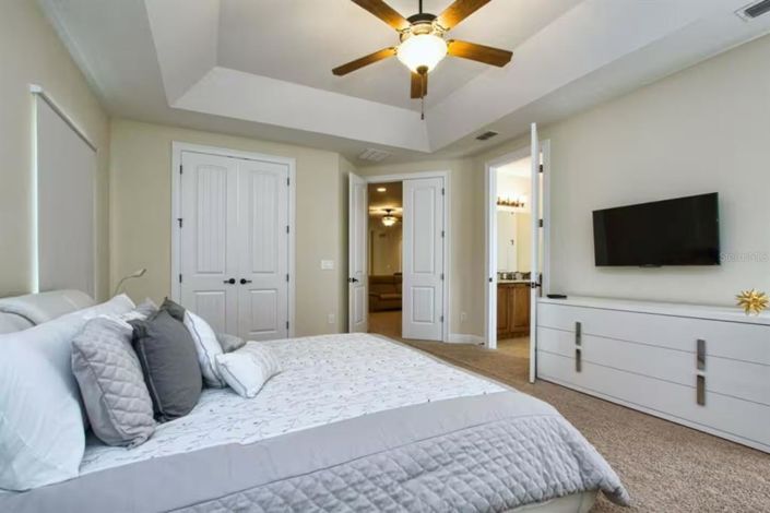 Image No.17-5 Bed House for sale