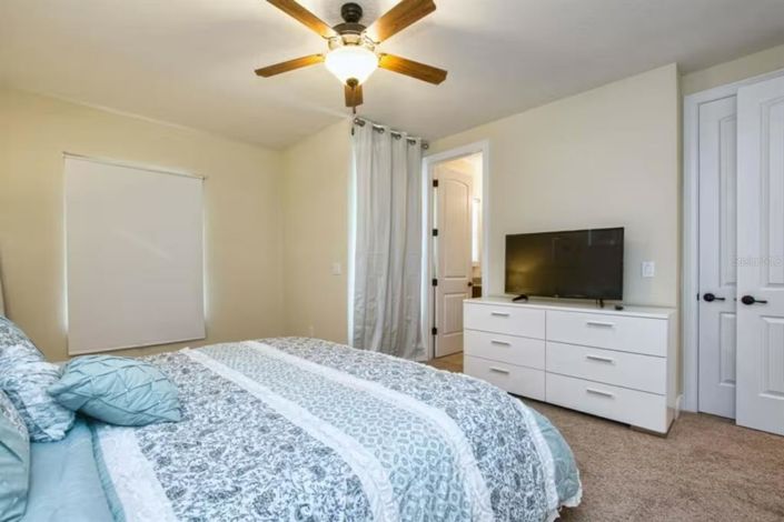 Image No.24-5 Bed House for sale