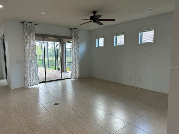 Image No.16-3 Bed House for sale