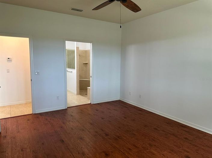 Image No.23-3 Bed House for sale
