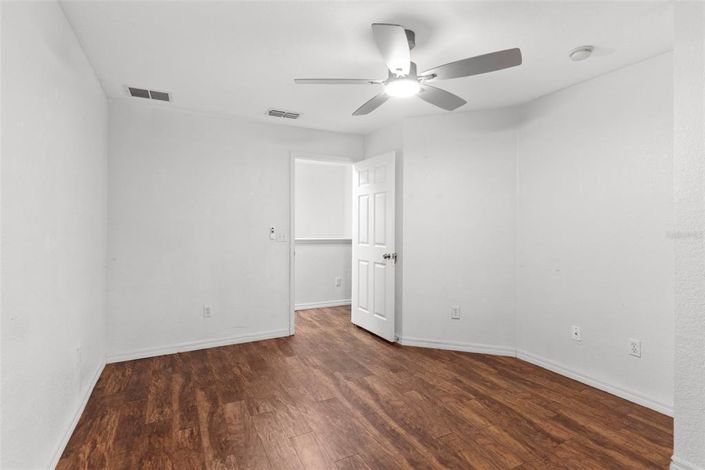 Image No.23-3 Bed Apartment for sale