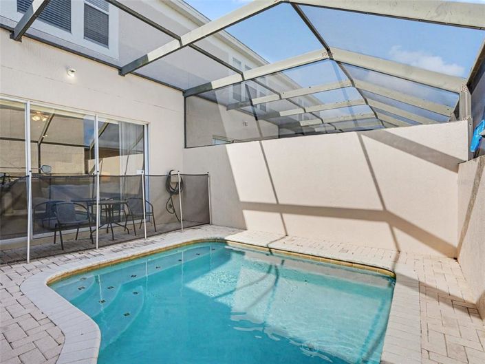 Image No.23-3 Bed Townhouse for sale