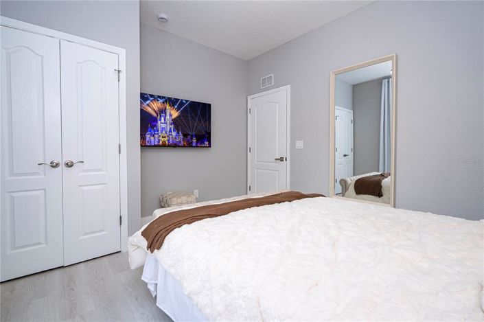 Image No.11-4 Bed Townhouse for sale