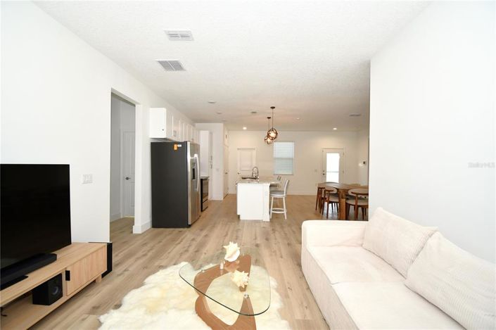 Image No.21-3 Bed House for sale