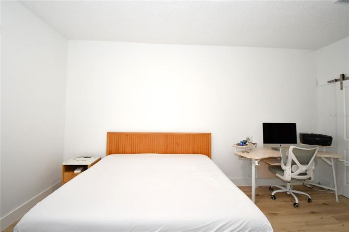 Image No.24-3 Bed House for sale
