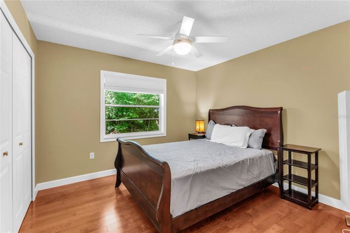 Image No.25-4 Bed House for sale